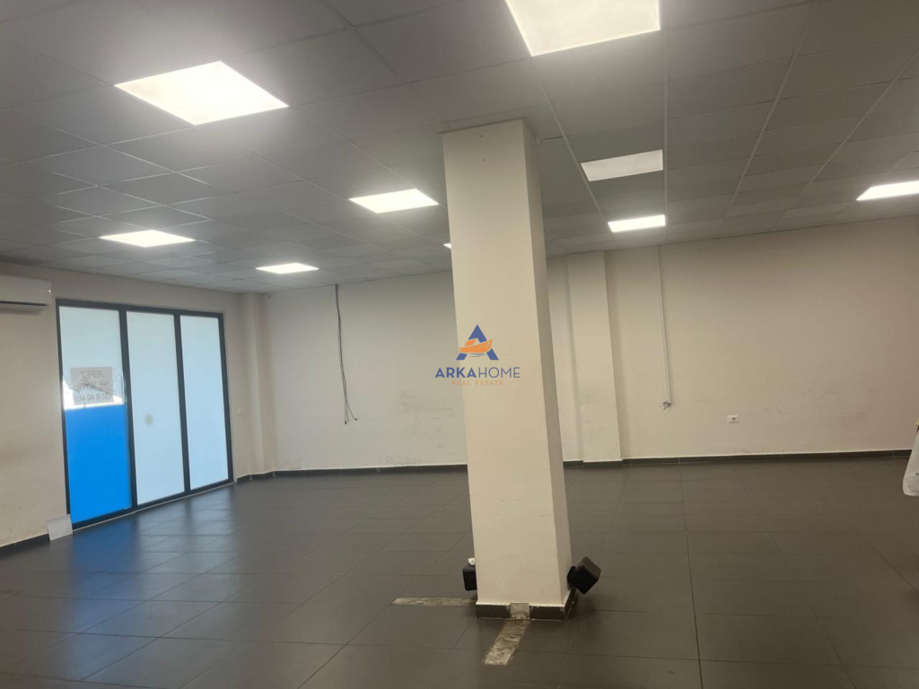 PREMISES FOR RENT 200 M2 AT "ZOOLOGICAL GARDEN" 2000 EURO