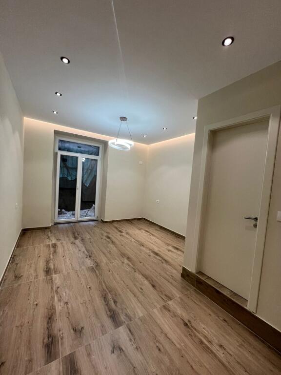 Office for rent in Tirana