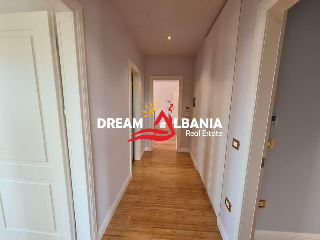 Luxury 3+1 apartment at “Joy Rezidenc” near TEG in Tirana (4231278)