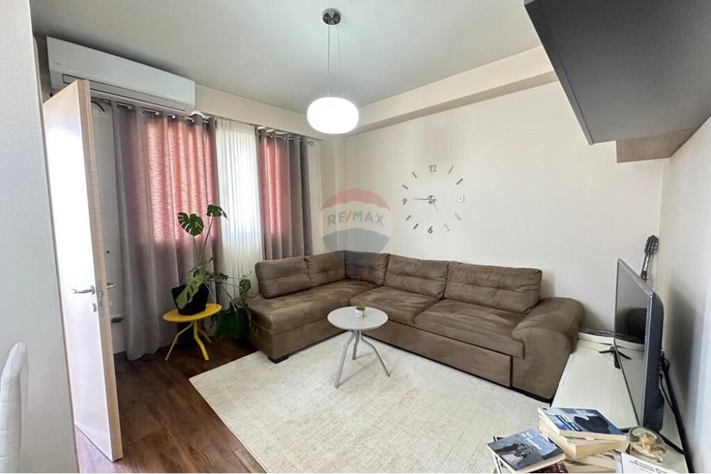 📢 Apartment 2+1 for Rent – “5 Maji” Street