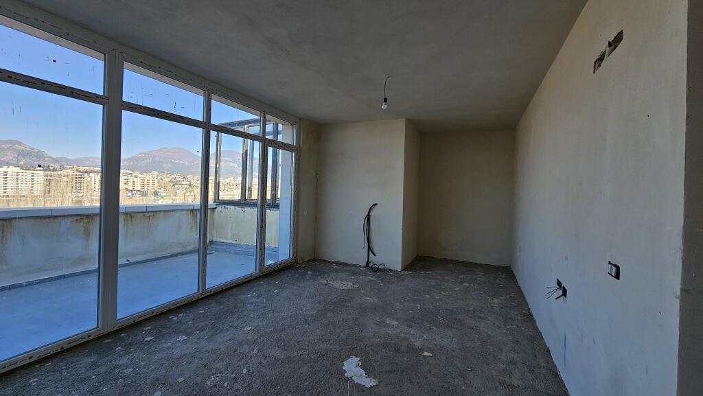 Apartment 3+1+2+ Veranda for Sale, Bermon Residence Building, New Boulevard!