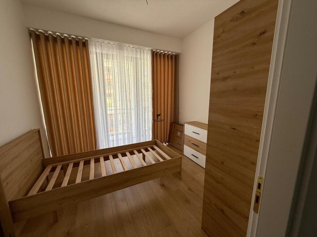 Apartament me qera