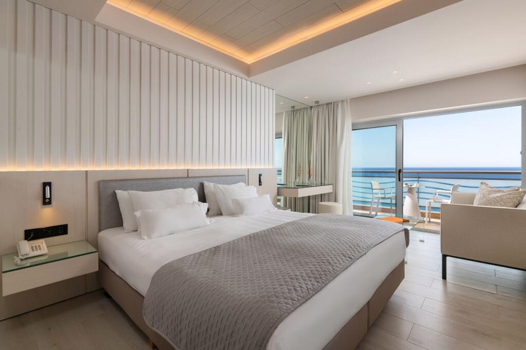 Hotel In Vendita A Qeparo (ID BR05) Tirana