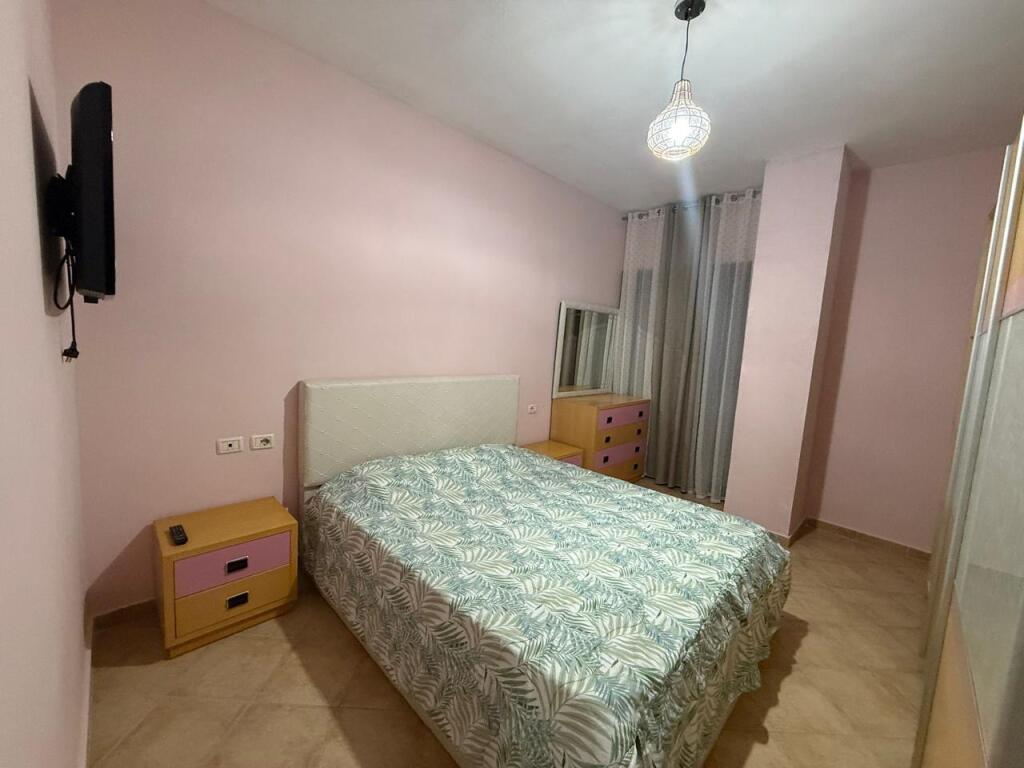 APARTAMENT ME QERA 1+1