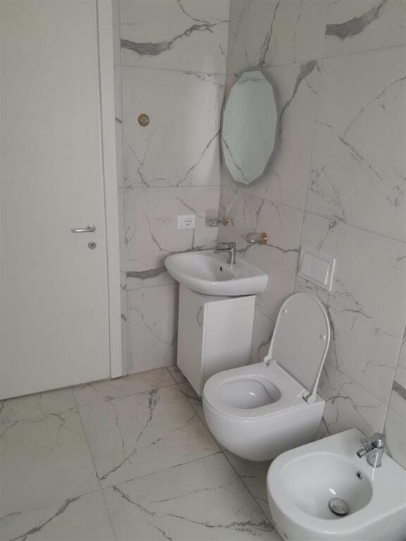 Affittasi appartamento 2+1 presso Univers City
