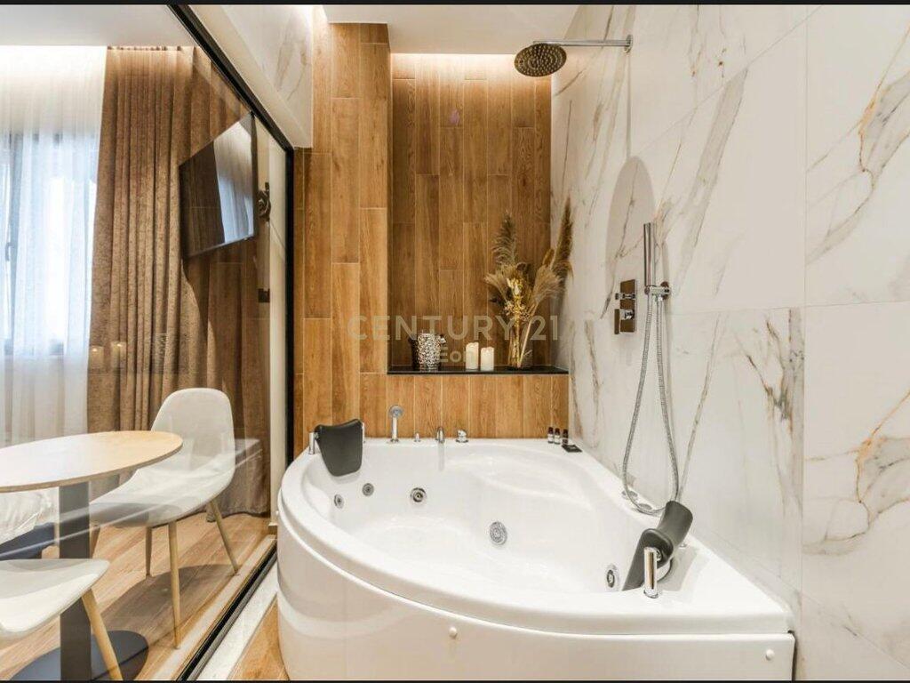 Modern Apart-Hotel for sale in the heart of Shkëmbi i Kavajës – Durrës !