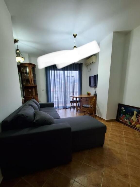 Appartamento 2+1 in affitto vicino alla procura, via Mine Peza
