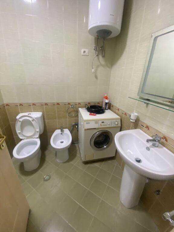 For rent 2+1+parking DRY LAKE 700€