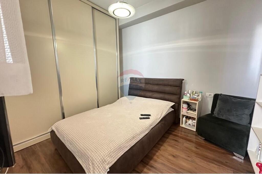 📢 Apartment 2+1 for Rent – “5 Maji” Street