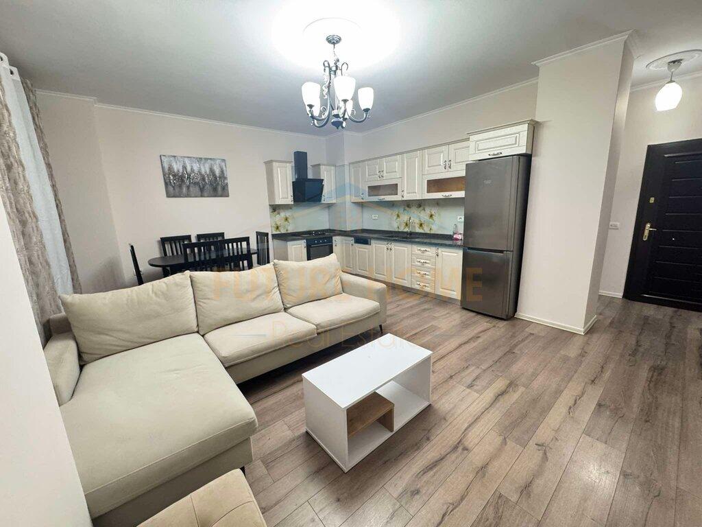 Affitto, Appartamento 2+1, Fresku, Tirana.