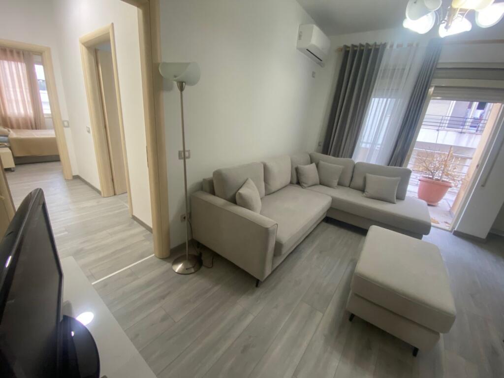 For rent 2+1+parking DRY LAKE 700€