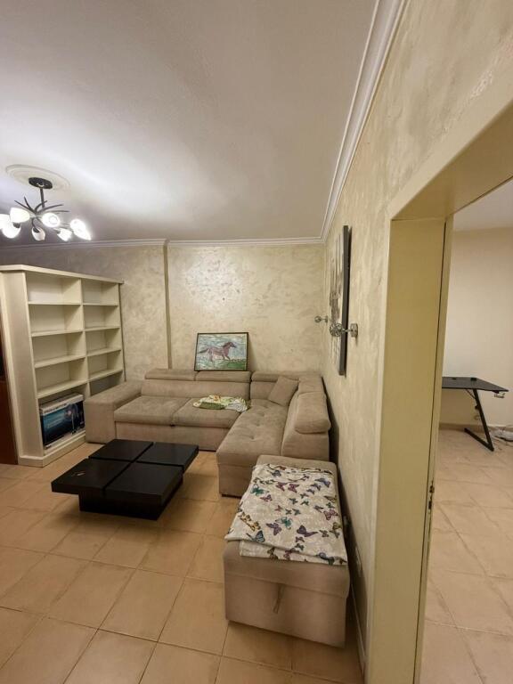 Super 2+1 apartment at the Paris commune (kristal center)
