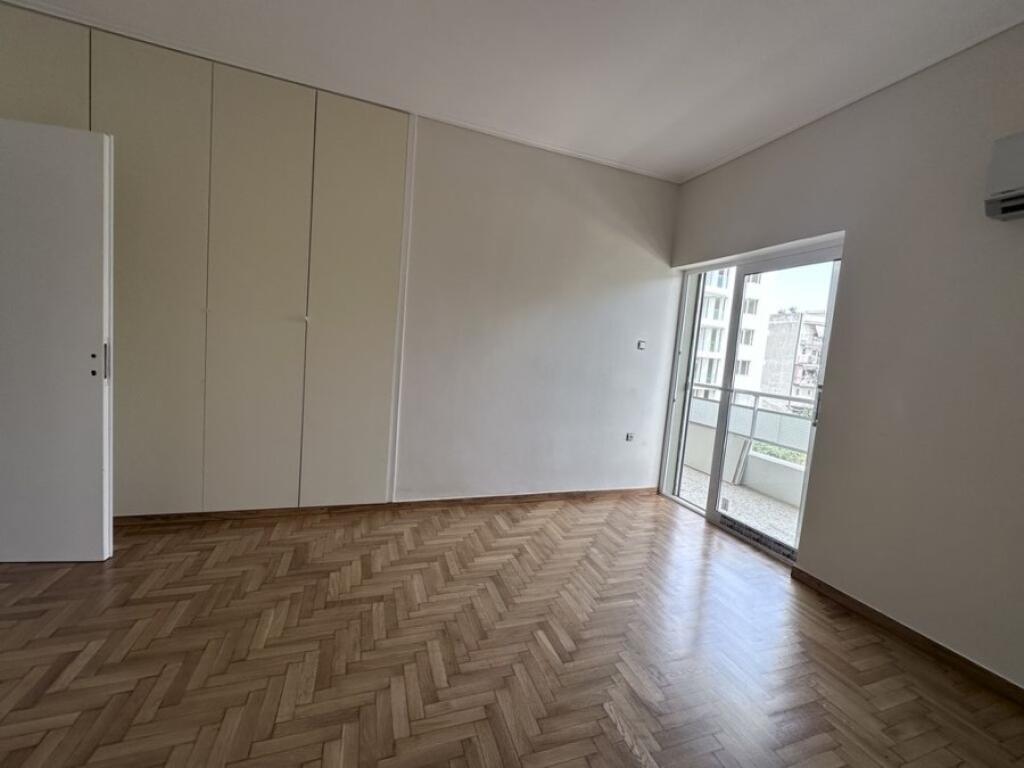 Zyre me Qera tek Rruga e Elbasanit (ID BZ2665) Tirane.