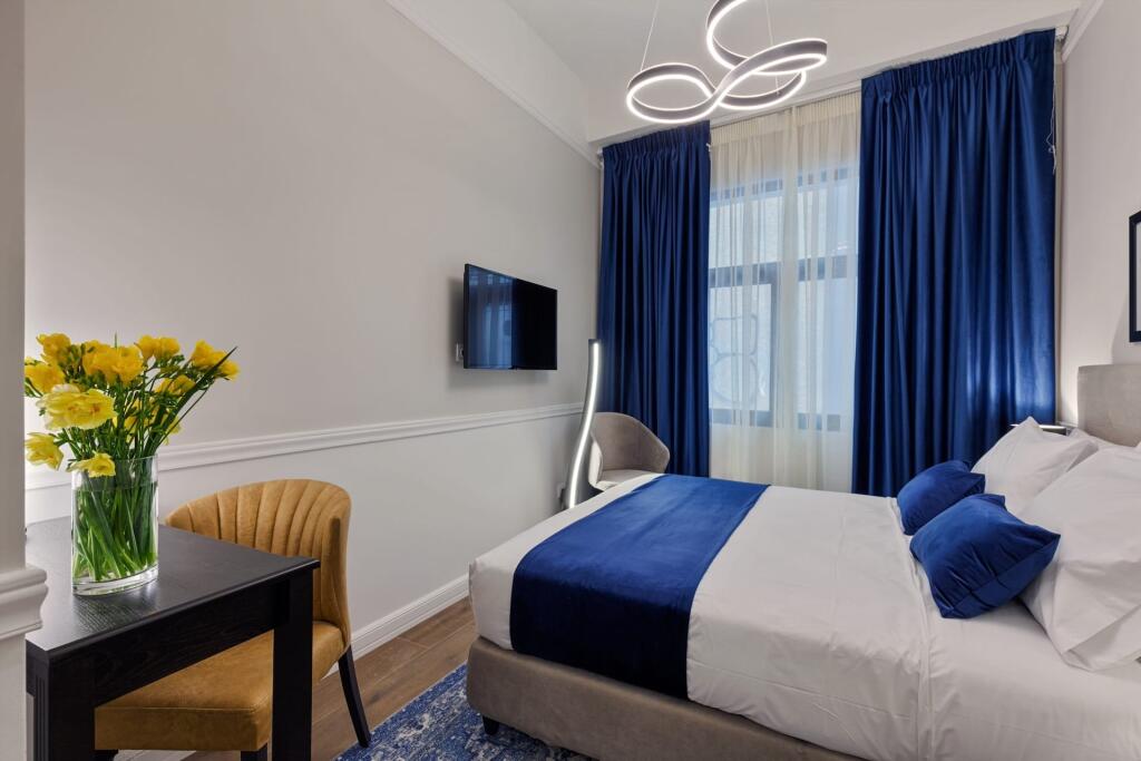 Hotel In Vendita A Qeparo (ID BR05) Tirana