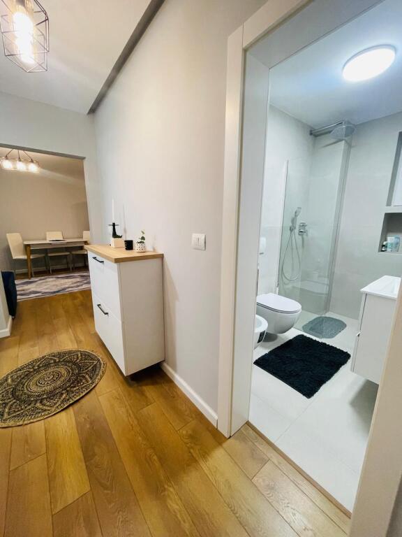 Electric Market Rents 1+1 Apartment For Rent