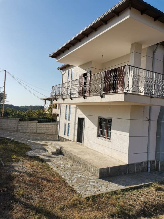 Kafja Rremes Villa Due Piani In Vendita