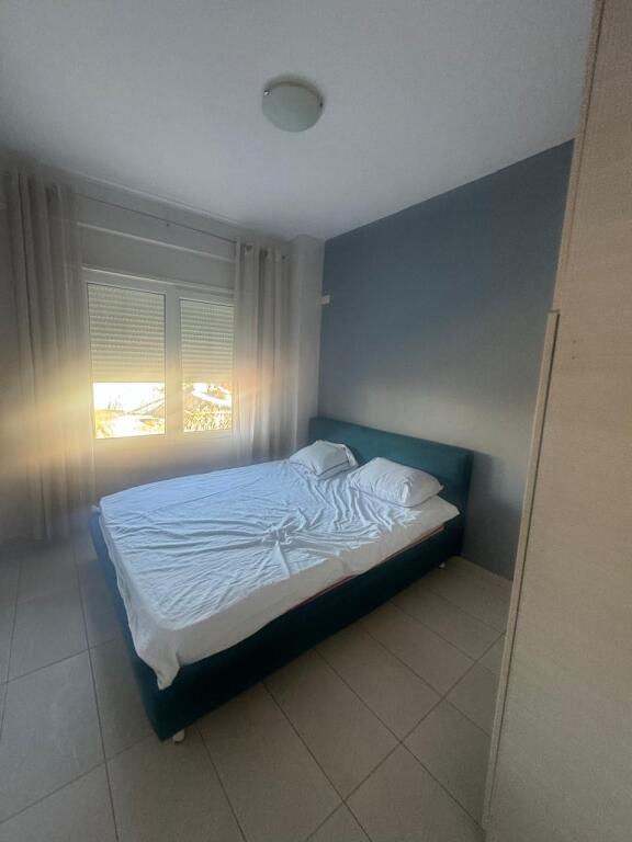 Super ap 1+1 a Kodra e Diellit (residenza 2)