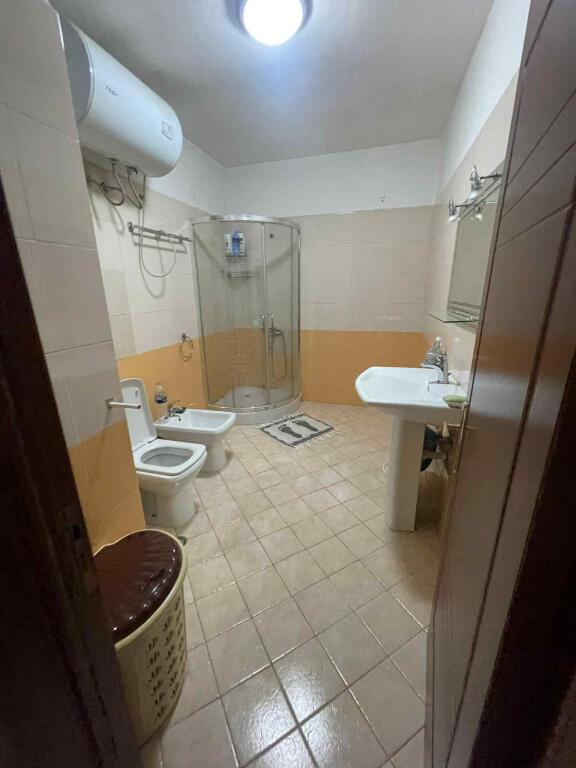 FOR RENT 2+1+1 FORMER CUSTOMS AT INTESA SAN PAOLO 55,000 LEKE