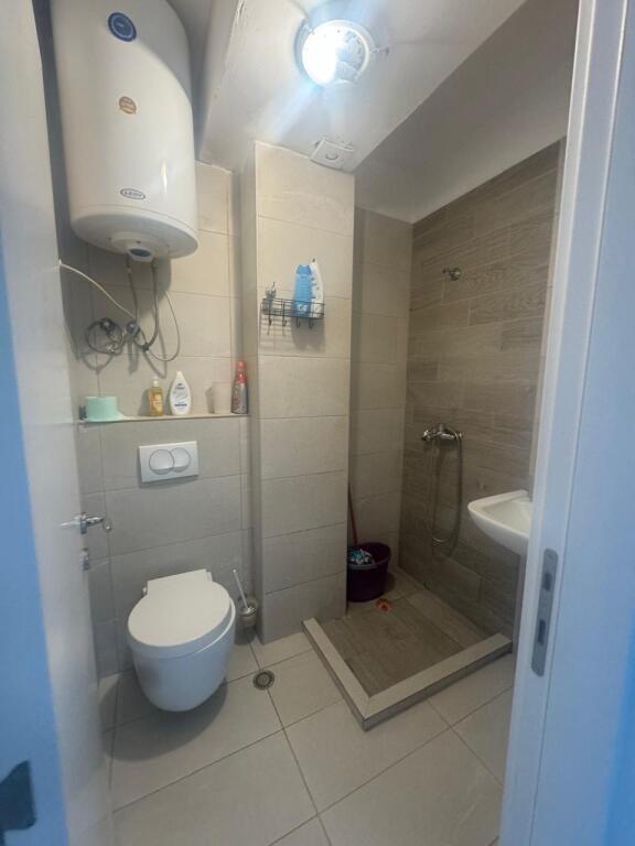 Super ap 1+1 a Kodra e Diellit (residenza 2)