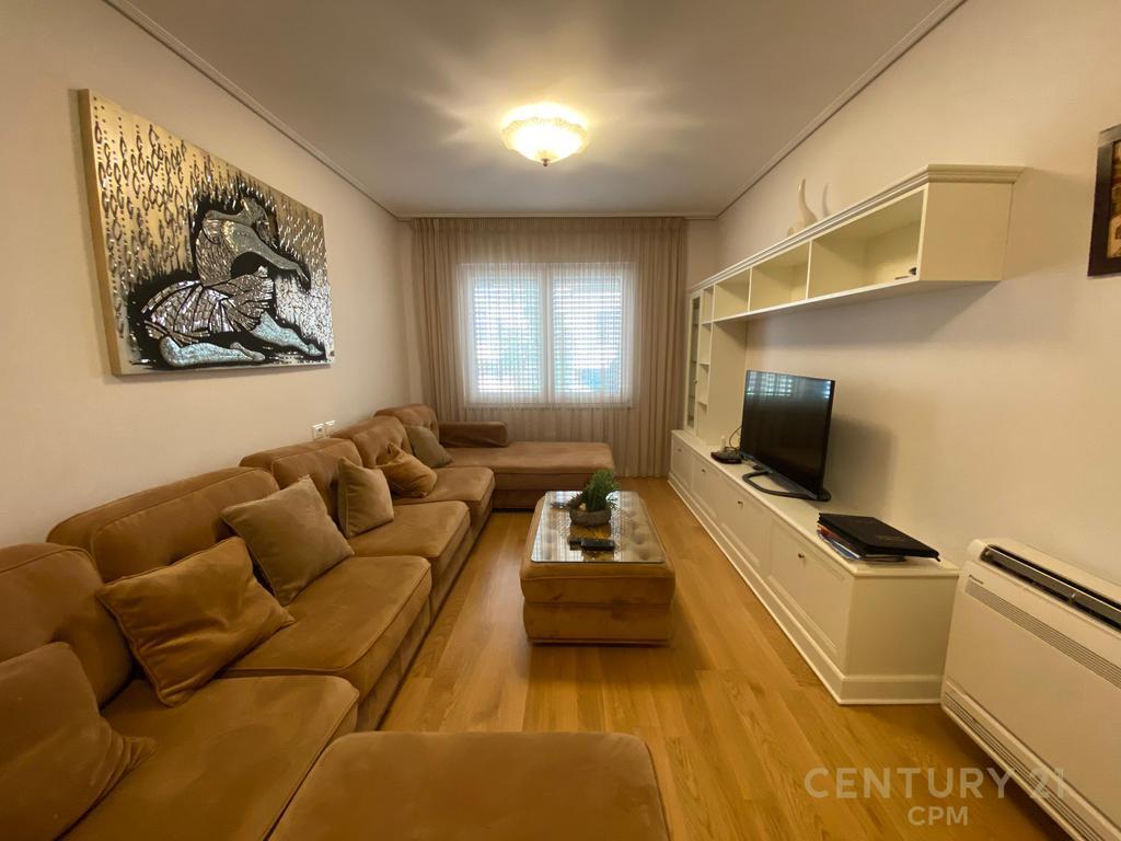 Apartment for rent – 21 Dhjetori, Tirana
