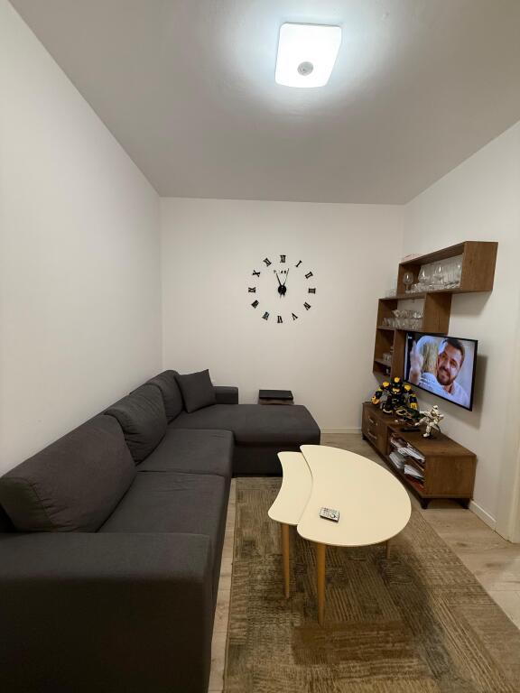 SHITET APARTAMENT 1+1 5 MAJI 83.000 EURO