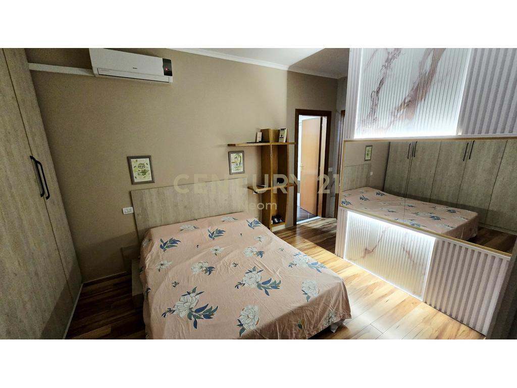 🏢 Apartment 2+1 with Garage for Rent – Dry Lake, Tirana