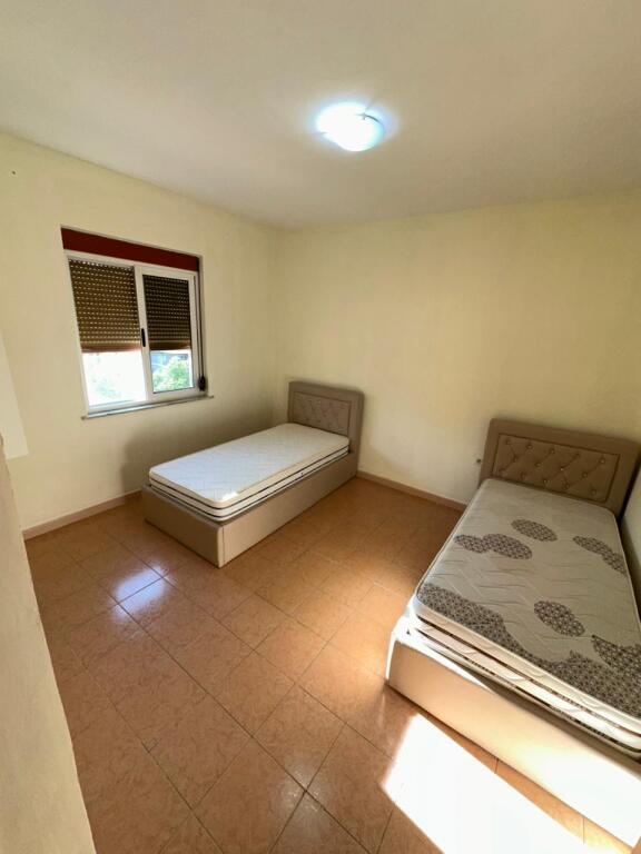 APPARTAMENTO IN VENDITA * 2+1 + Cucina separata e ampio balcone 📍 Indirizzo: KOPSHTI IVINA ZONA 3