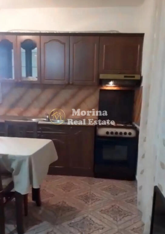 Affitto, Ingresso Privato, 300 euro, Selite