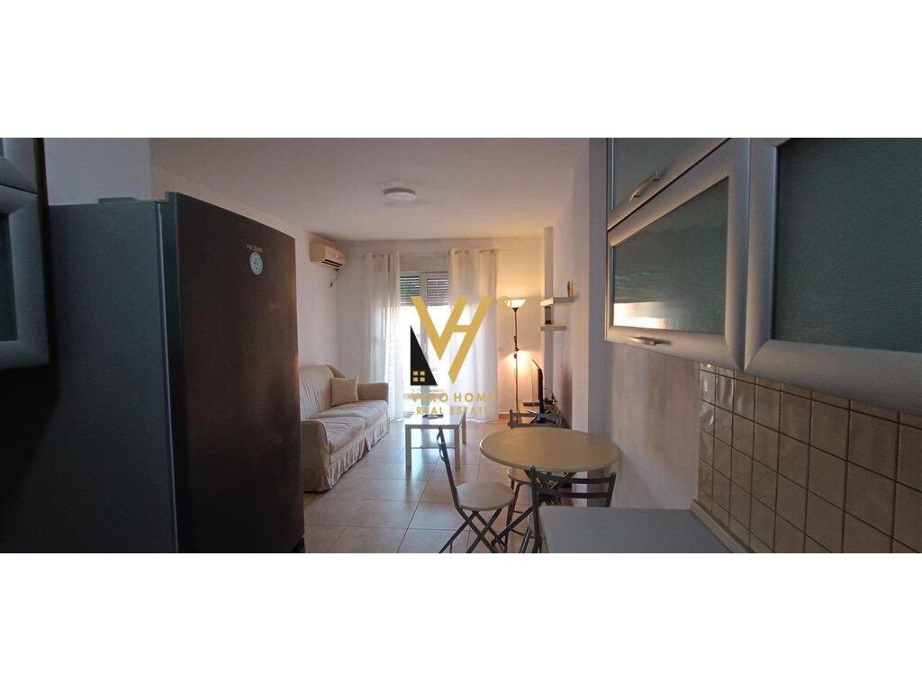 SI AFFITTA APPARTAMENTO 1+1+BLK AL MOZAIKU 21 DICEMBRE 500 EURO