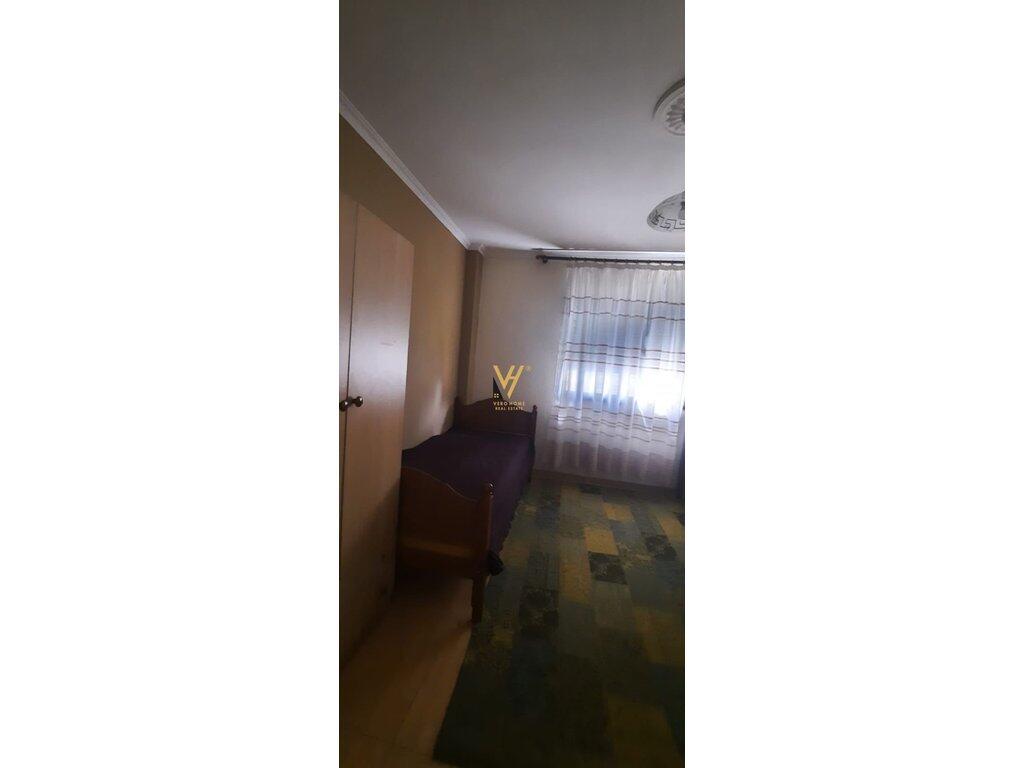 JEPET APARTAMENT 2+1+2+ BLK ME QERA QYTET STUDENTI 500 EURO