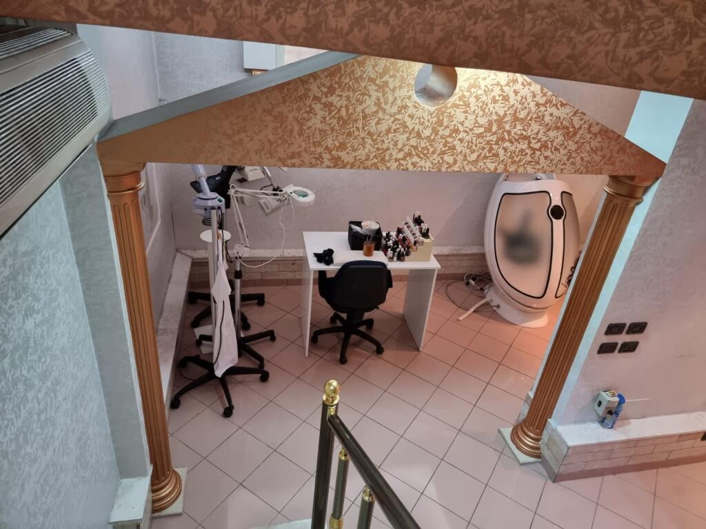 Business premises for rent