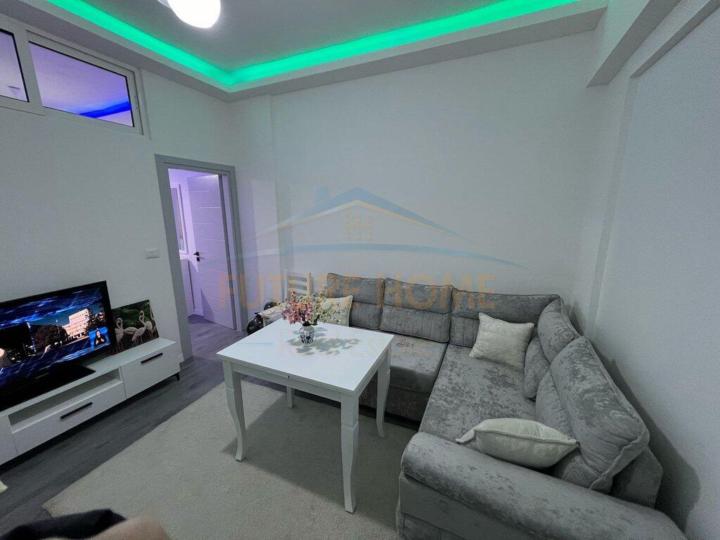 Shitet Apartament 1+1, Rruga e Dritan Hoxha , Tirane