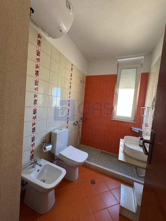 Affittasi appartamento 2+1 presso Kodra e Diellit