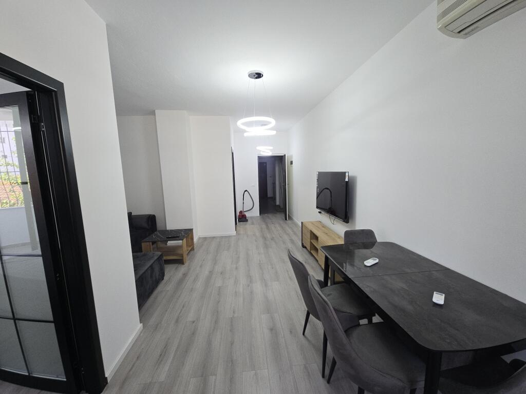 Rent, Apartment 1+1, Zogu i Pare Boulevard