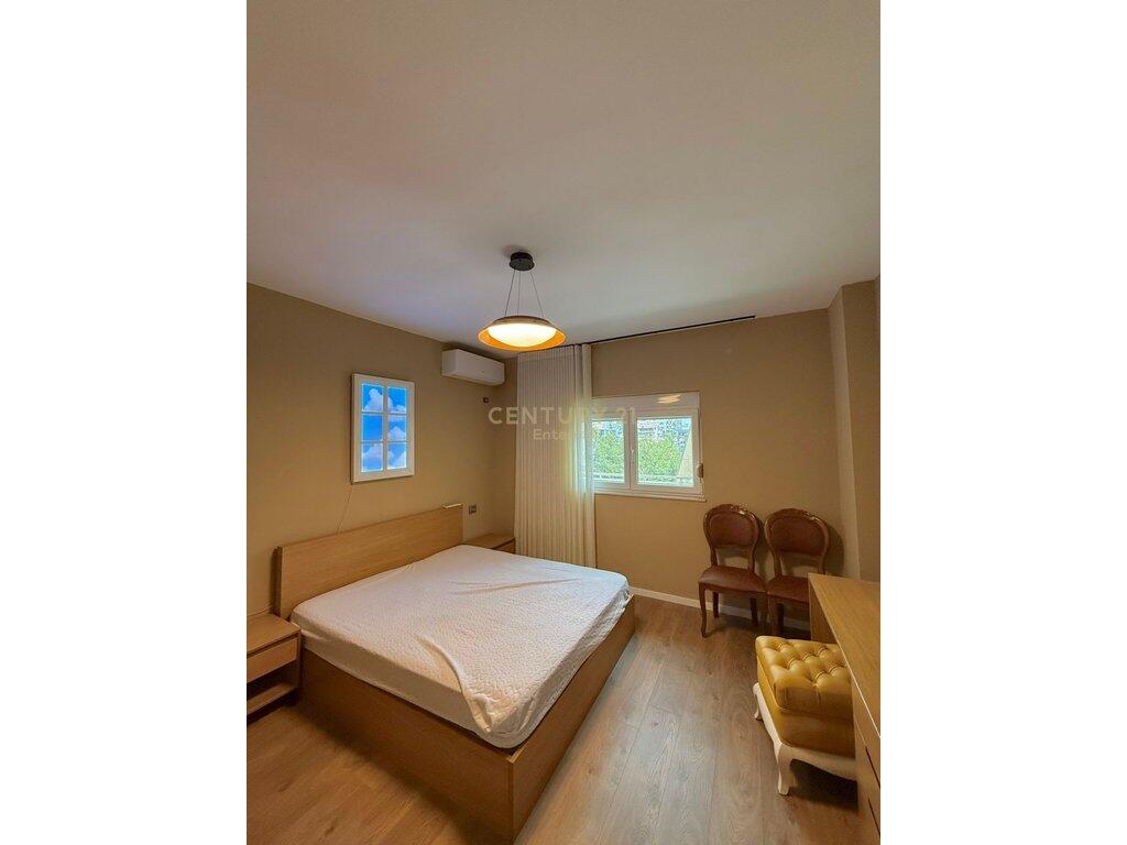 🏠 In Affitto – Appartamento 2+1 | Comune di Parigi, Tirana