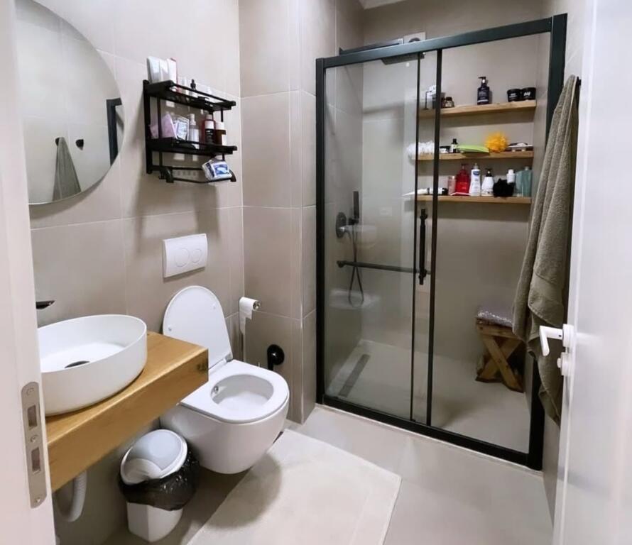 Fusha e Aviacionit shesim super apartament 2+1