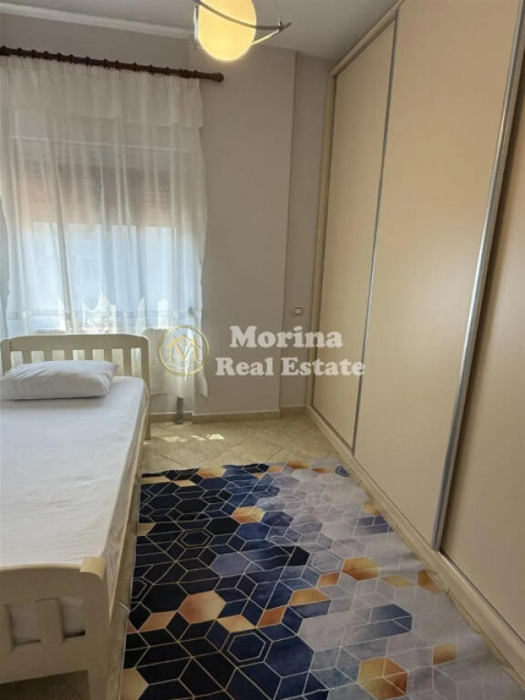 Qera, Apartament, 2+1,21 Dhjetori, 700 euro/muaj
