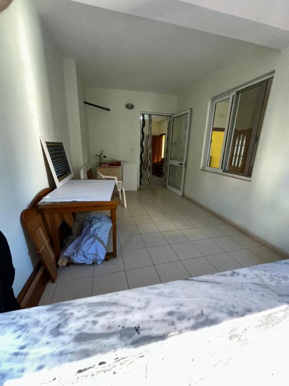 APPARTAMENTO IN VENDITA * 2+1 + Cucina separata e ampio balcone 📍 Indirizzo: KOPSHTI IVINA ZONA 3