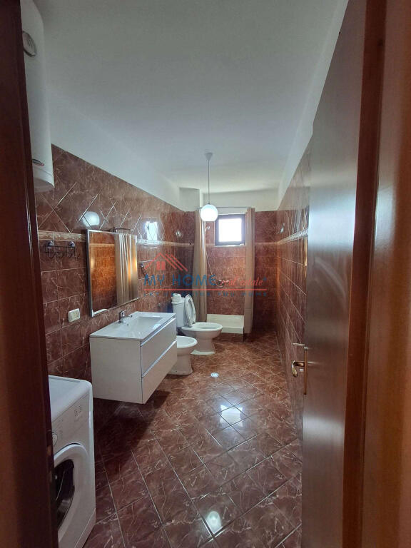 Apartament 2+1 me qera tek Kompleksi Malajzian ne Tirane
