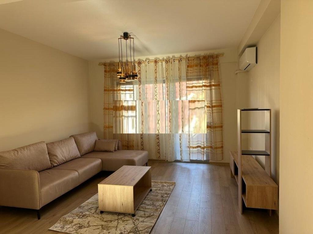 FOR RENT APARTMENT 2+1+2 BATHROOMS NEAR THE BOTANICAL GARDEN! 400 € /Month