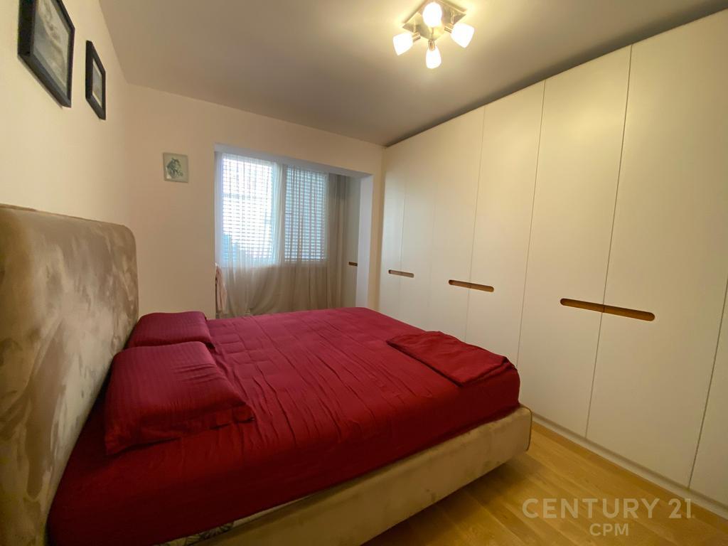 Apartment for rent – 21 Dhjetori, Tirana