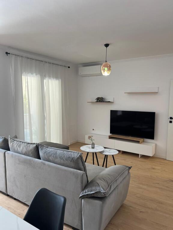 Appartamento 2+1 in affitto-Bulevardi Zogu i 
