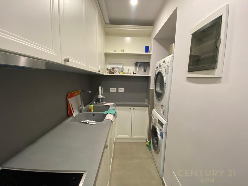Apartment for rent – 21 Dhjetori, Tirana