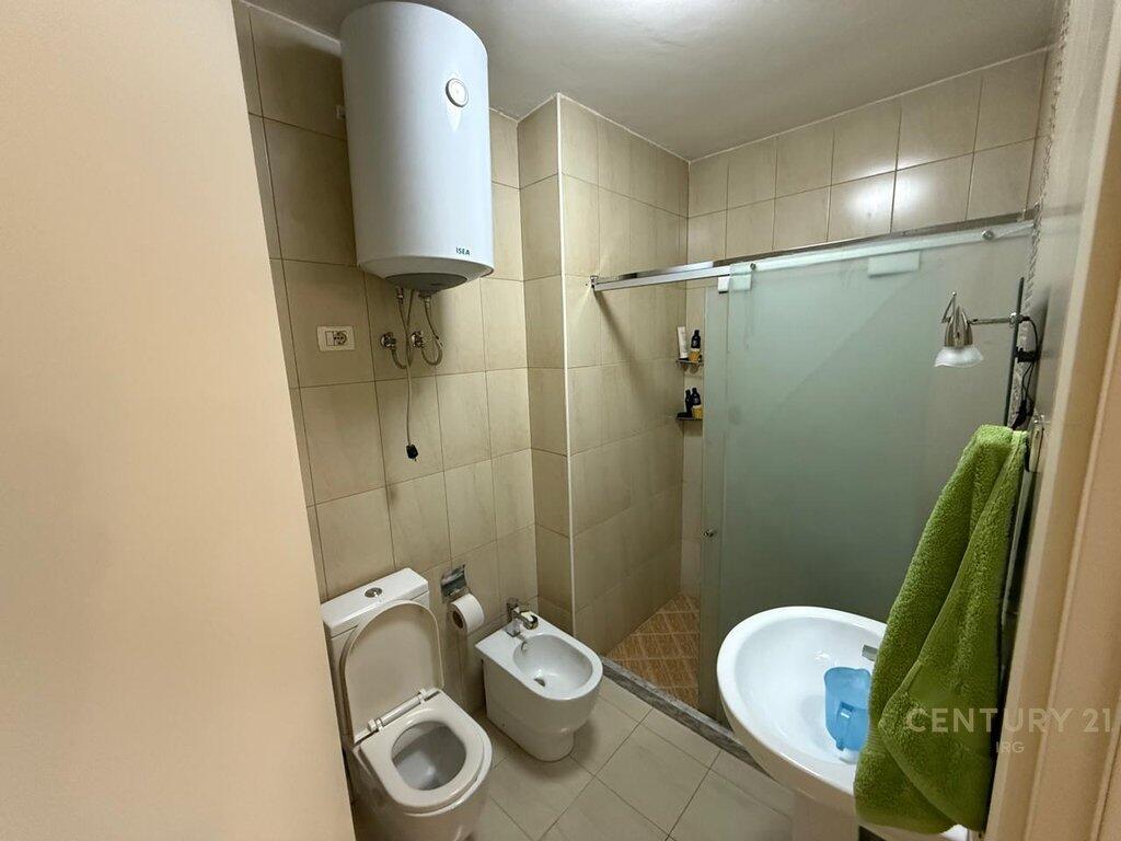 Ali Dem, Apartament 2+1 per shitje!