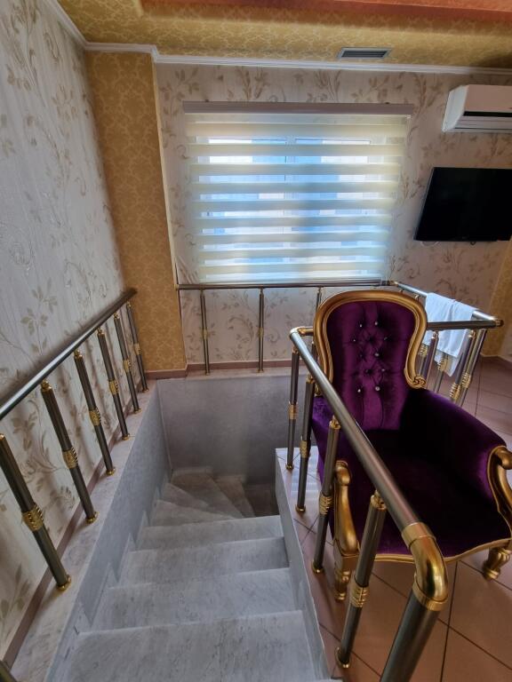 Business premises for rent