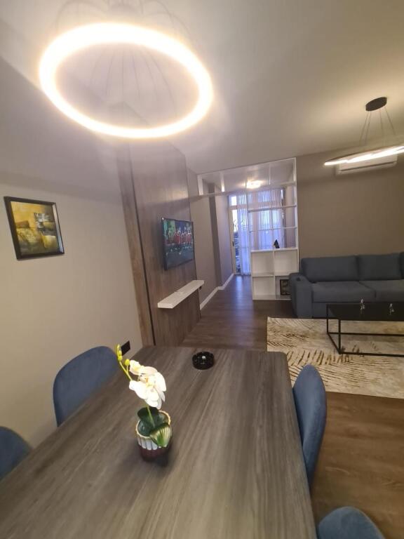 Appartamento 1+1 in Affitto in Via Kavaja