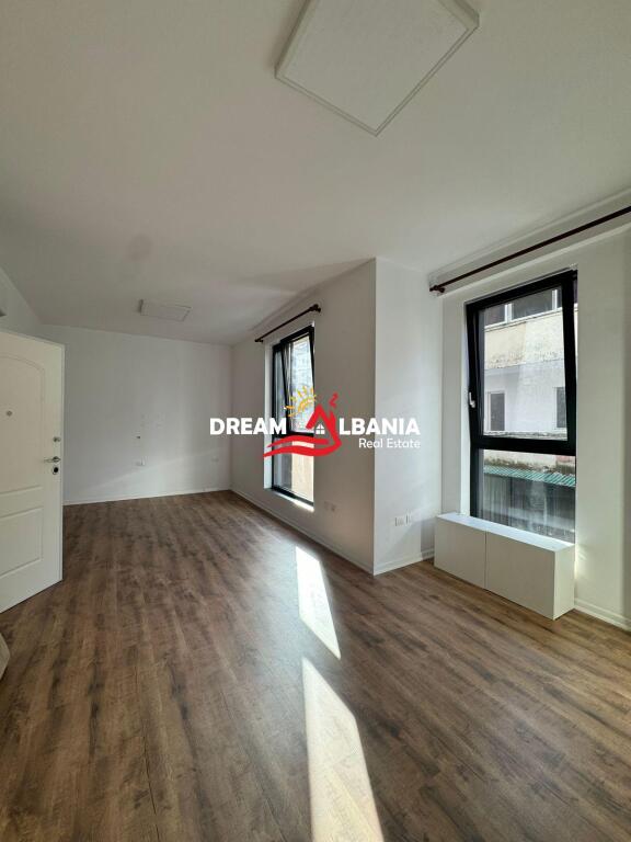 Business unit for sale on Kavaja street (ID 4161096)