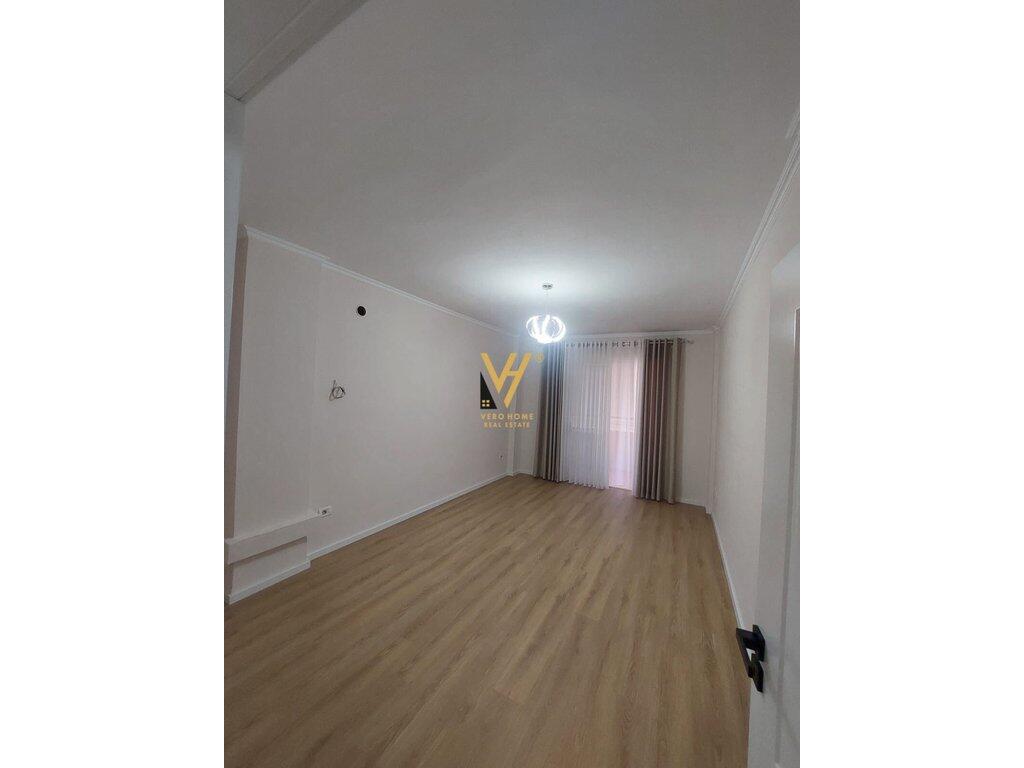 FOR SALE APARTMENT 1+1+BLK ON KAVAJES STREET 128,000 EURO
