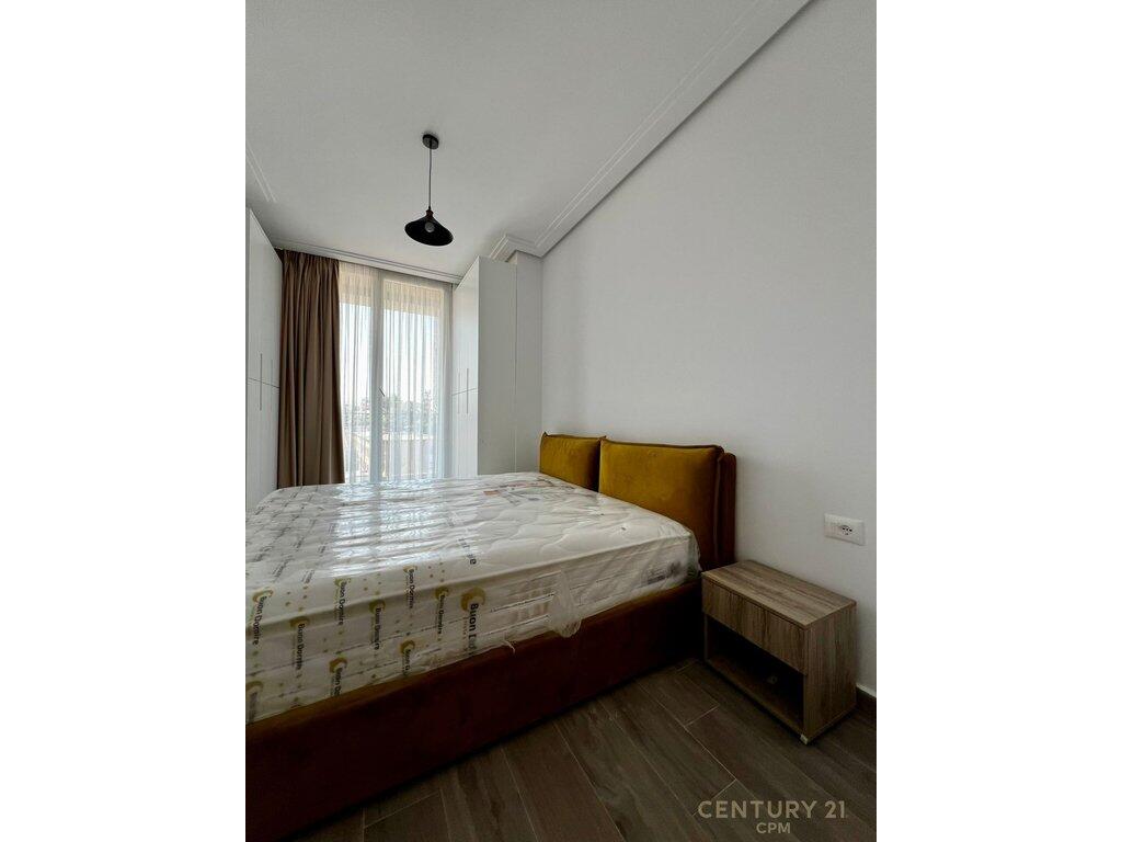 🏢 Apartament 2+1 + Post Parkimi me Qira – Shkolla e Kuqe, Tiranë