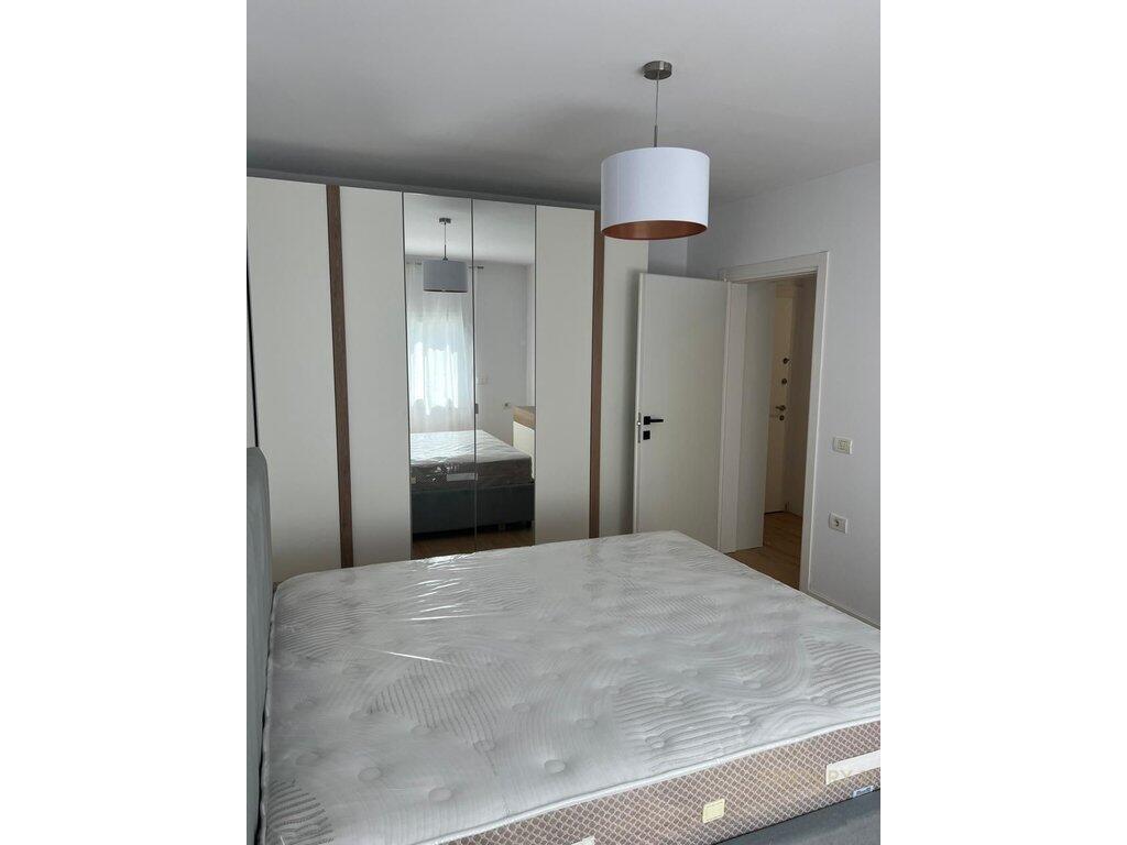 🏢 Appartamento 2+1 in Affitto – Viale Zogu i Parë, Tirana